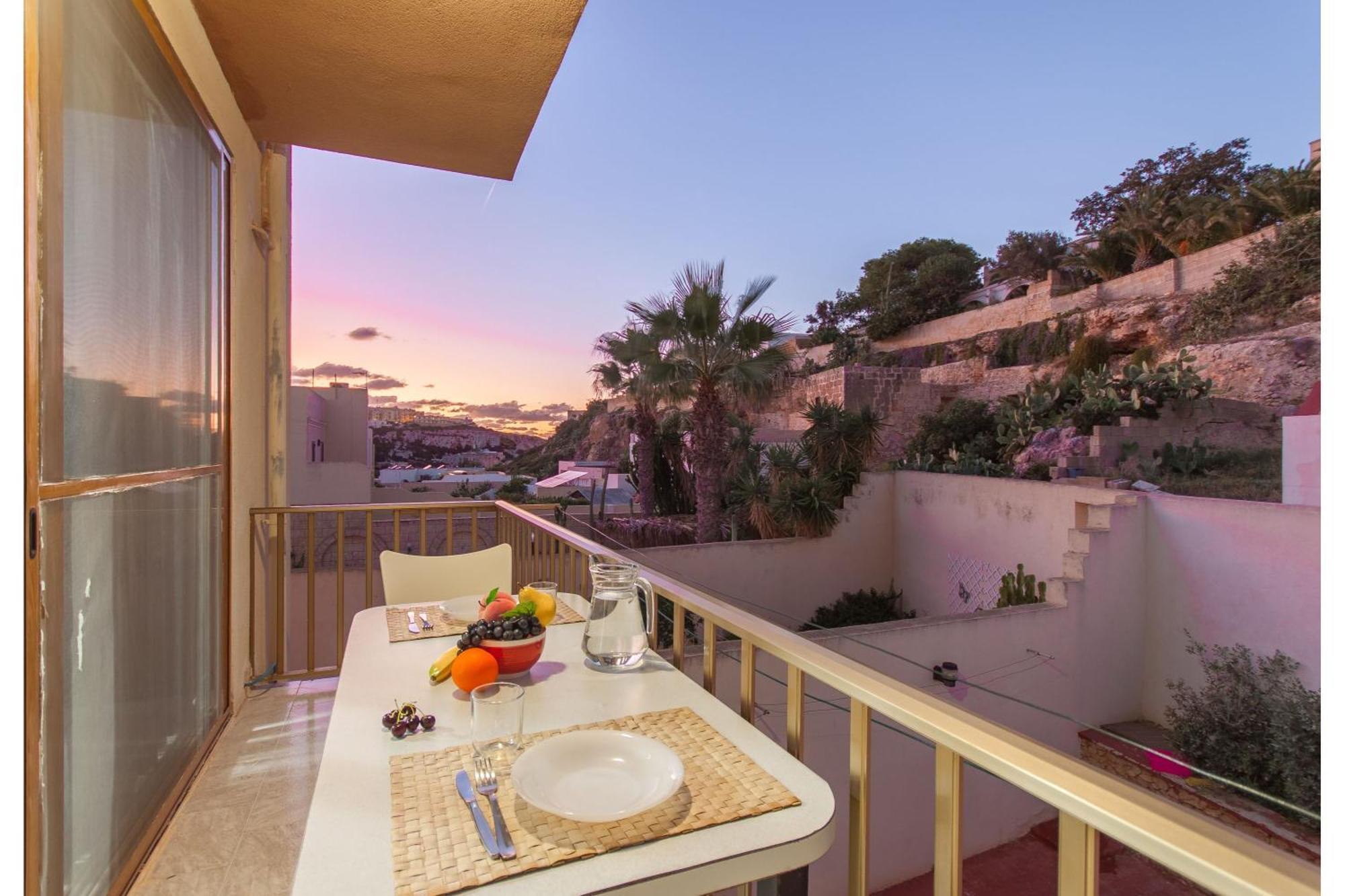 Pool & Sea Merill Apartments Mellieha Luaran gambar