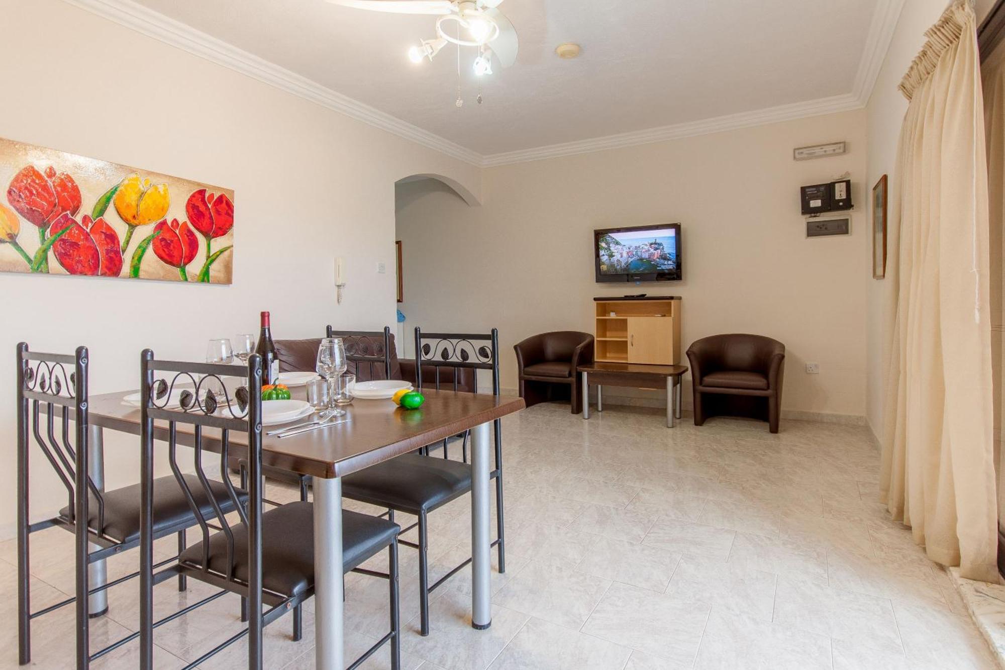 Pool & Sea Merill Apartments Mellieha Bilik gambar